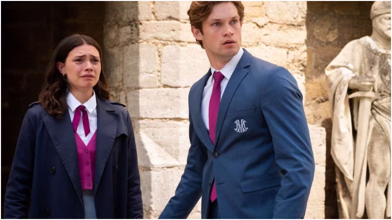 「マクストン・ホール」シーズン2のシーン画像