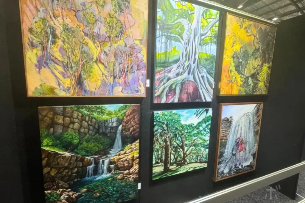 シドニー・ロイヤル・イースター・ショー会場に展示されていた自然風景の絵画作品